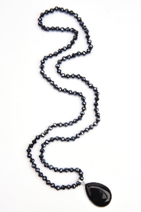 Kette 80cm - 6mm facettierte Kristallperlen schwarz und Anhänger schwarzer Onyx 2.5x4cm