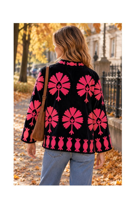 Jacke kurz Samt schwarz mit Suzani Stickereien pink - One Size
