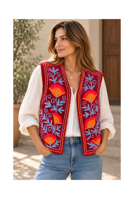 Weste Samt rot mit Suzani Stickereien orange/hellblau - One Size