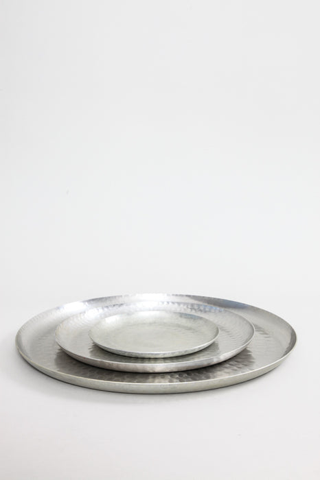 Plateau de service rond en aluminium martelé 41,5 cm