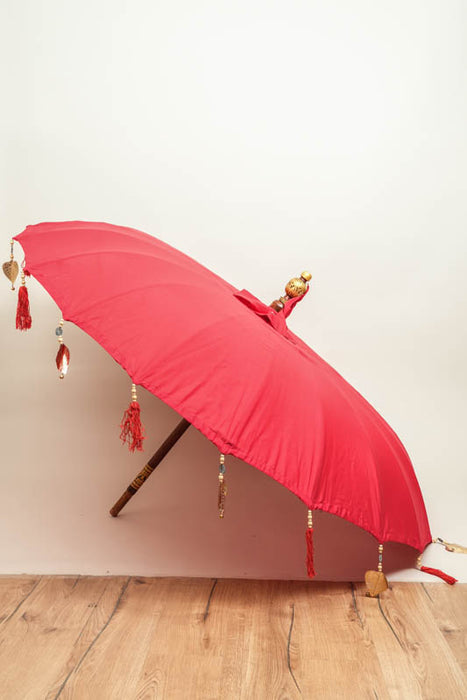 Red and gold parasol with hearts, 2m