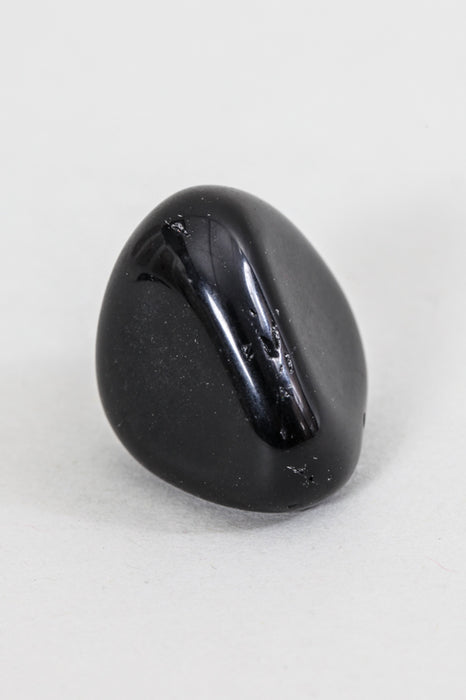 Trommelstein schwarzer Obsidian