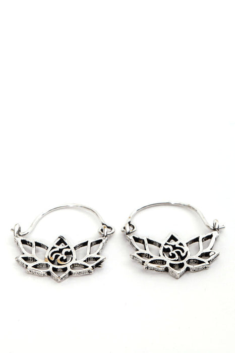 Boucles d'oreilles fleur de lotus argentées