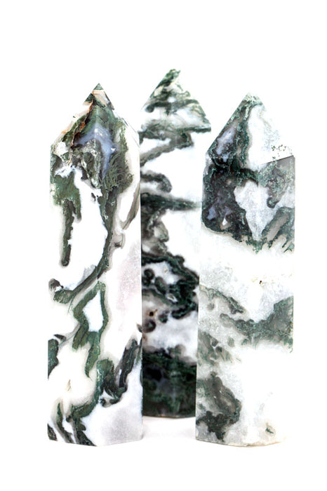 Agate mousse à pointe de pierre précieuse