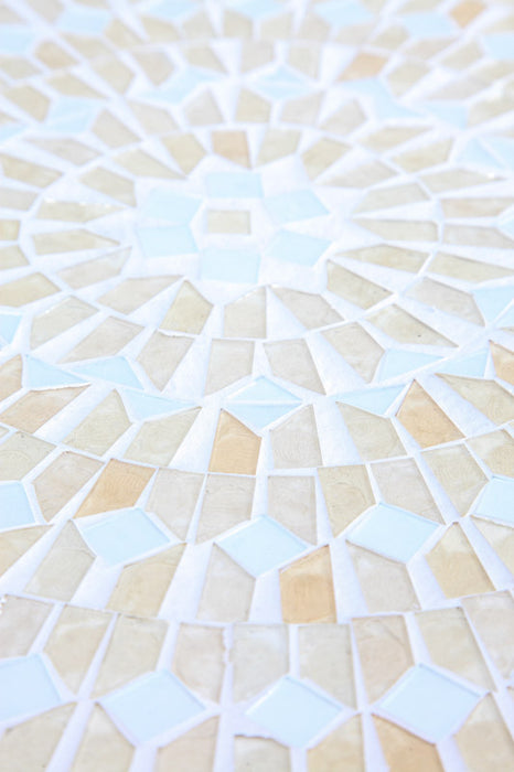 Table mosaïque ronde blanc/crème 40cm