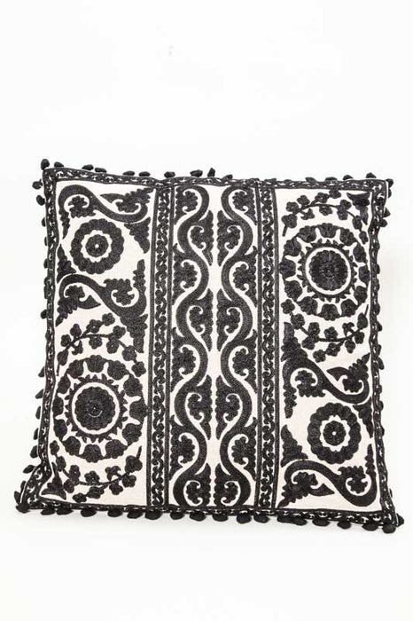 Coussin décoratif noir à motifs 40 x 40 cm