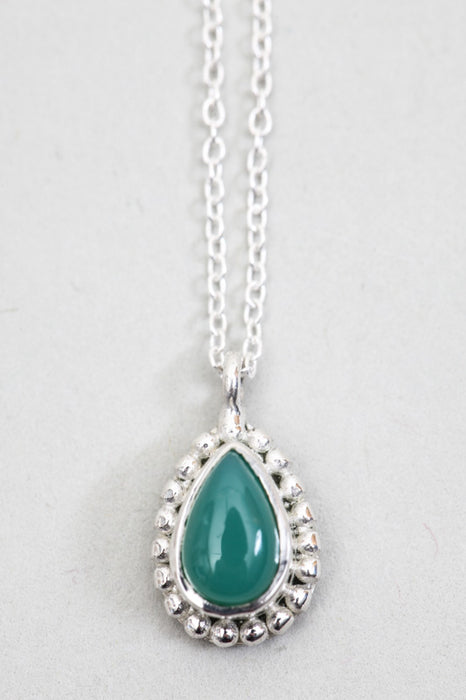 Collier en argent avec pendentif chrysoprase