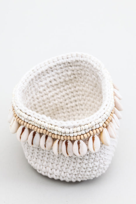 Macrame basket with shells and wooden beads