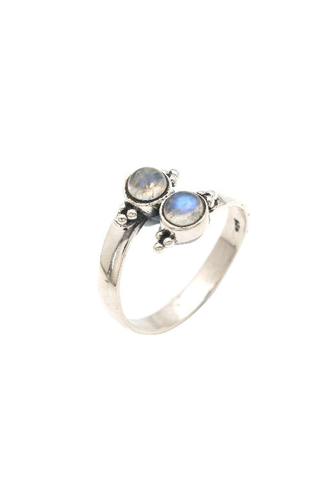 Silver ring rainbow moonstone