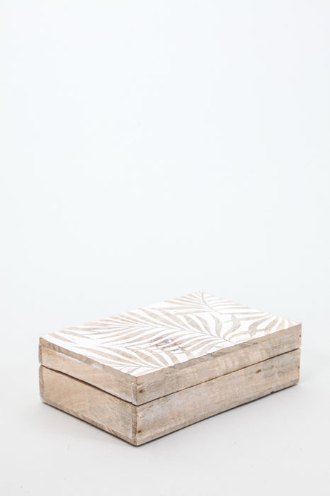 Box mango wood palm leaves white washed 21.5x14 cm