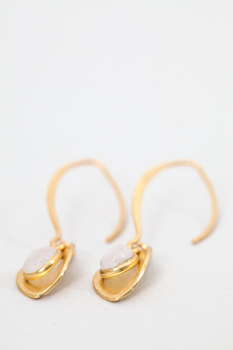 Earring brass gold plated moonstone