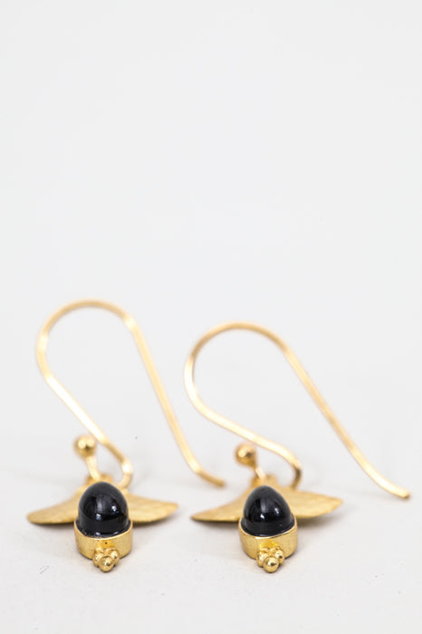 Earring brass gold plated black onyx