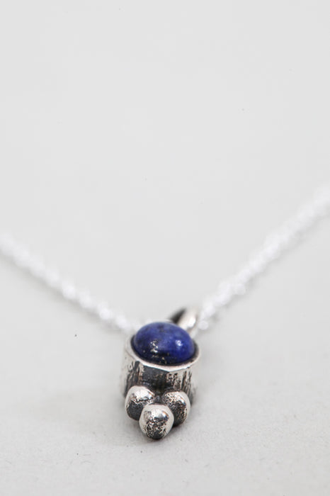 Silver necklace with Lapis Lazuli pendant