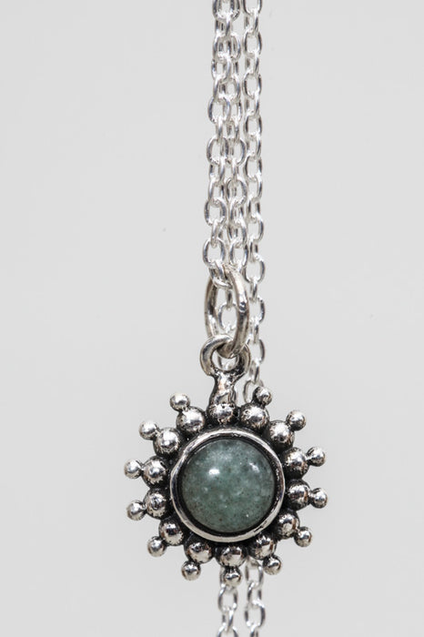 Silver chain with aventurine pendant 13x13mm