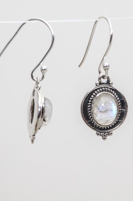 Silver earring moonstone 17x13mm