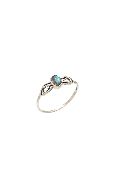 Silver ring labradorite