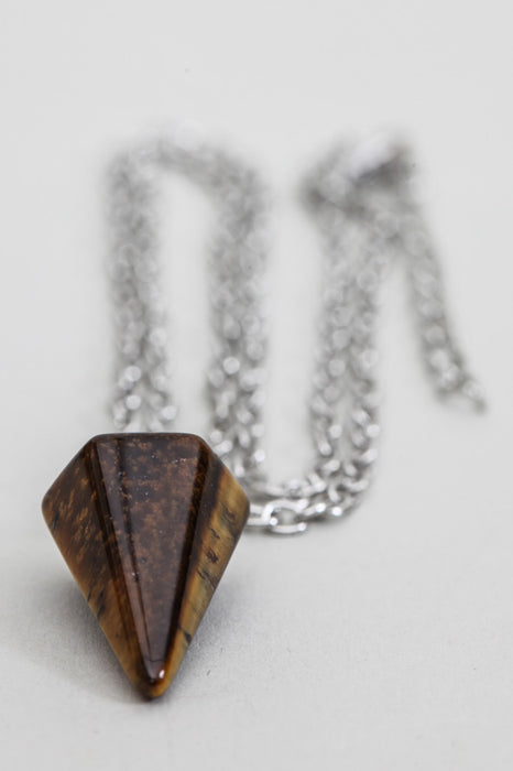 Necklace with tiger eye pendant