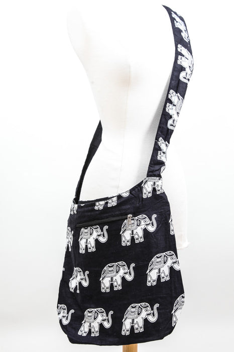 Shoulder bag with elephant pattern