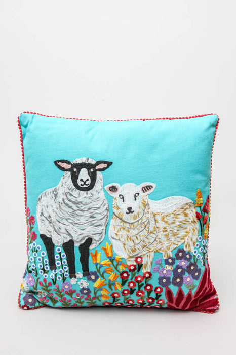 Decorative cushion sheep 45 x 45 cm