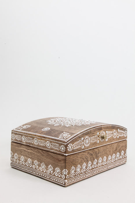 Decorative box henna painted 25 x 20 x 9 cm