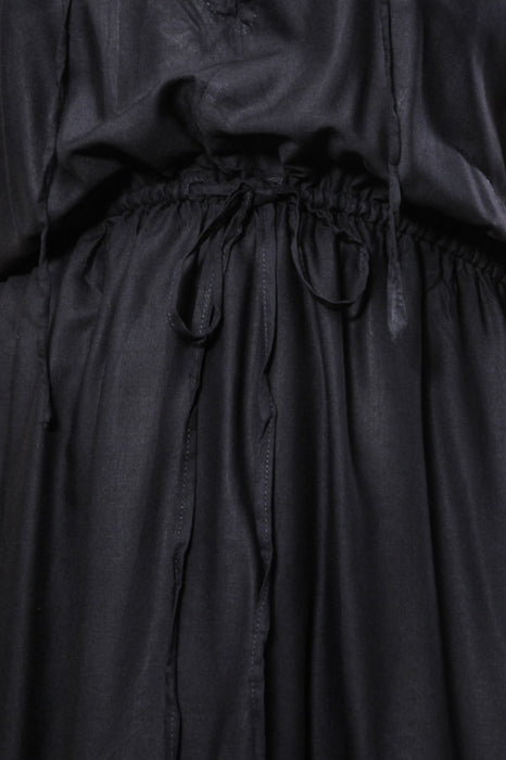 Robe longue noire à bretelles et volant - taille unique