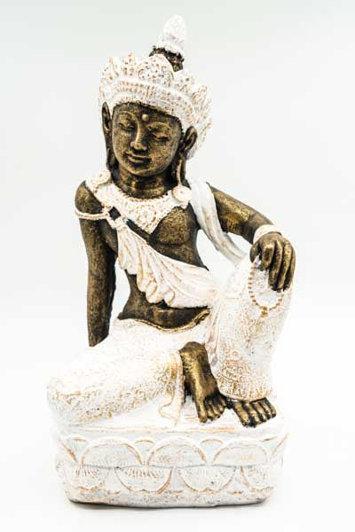 Dewi sitzend weiss goldfarben 40 cm