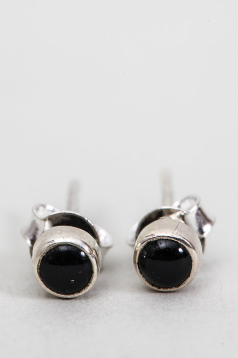 Silver earring black onyx