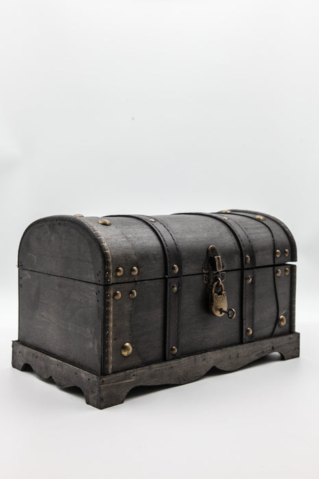 Wooden chest with lock 30 x 18 x 18 cm