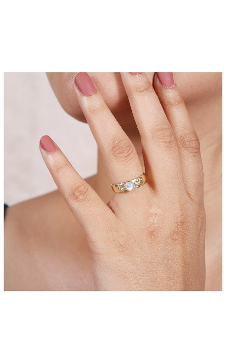 Ring brass gold plated moonstone