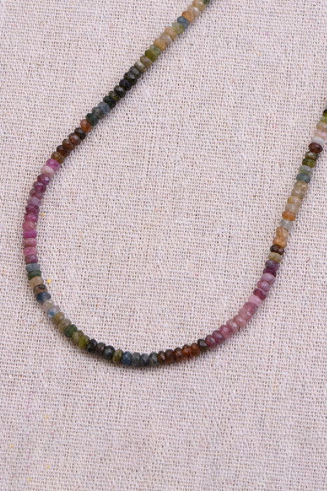 Collier tourmaline arc-en-ciel, 45 cm