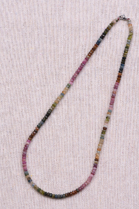 Collier tourmaline arc-en-ciel, 45 cm