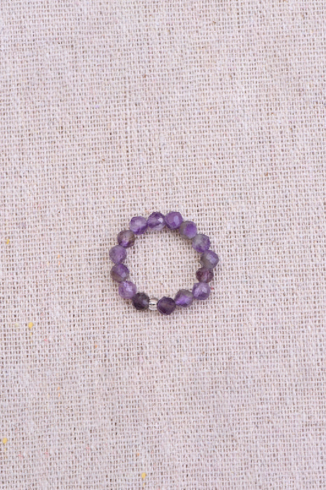 Ring faceted amethyst