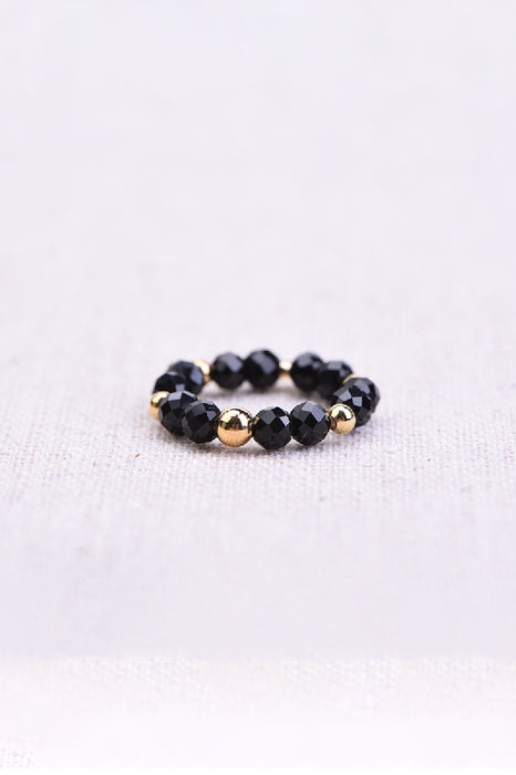 Ring faceted black onyx / glass beads