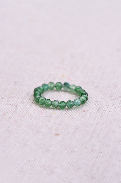 Ring faceted green jade