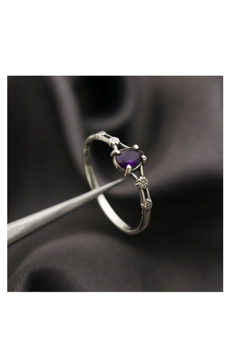 Silver ring amethyst