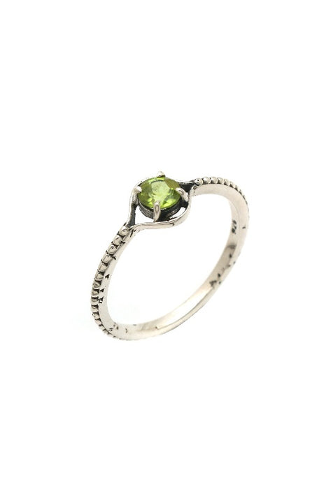 Silver ring Peridot