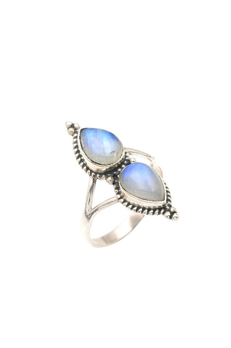 Silver ring rainbow moonstone