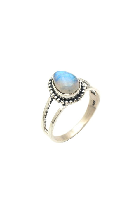 Silver ring rainbow moonstone