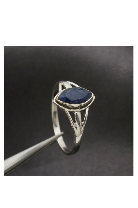 Bague en argent lapis-lazuli