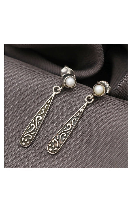 Silver earrings freshwater pearl