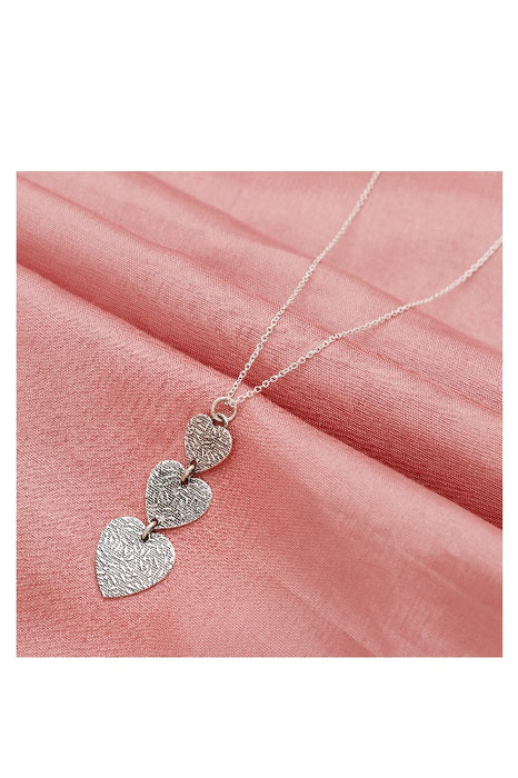 Silver necklace with heart pendant