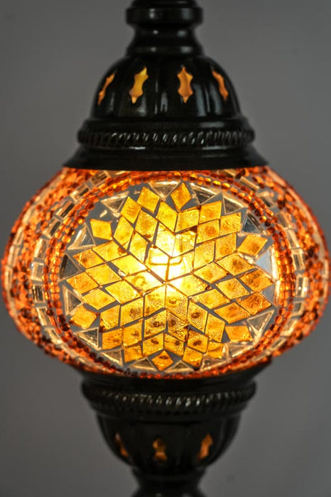 Lampe mosaïque ambre 13 x 13 x 30 cm