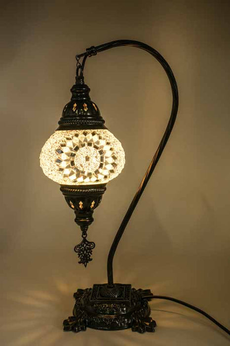 Lampe en mosaïque turque suspendue blanche 22 x 22 x 44 cm