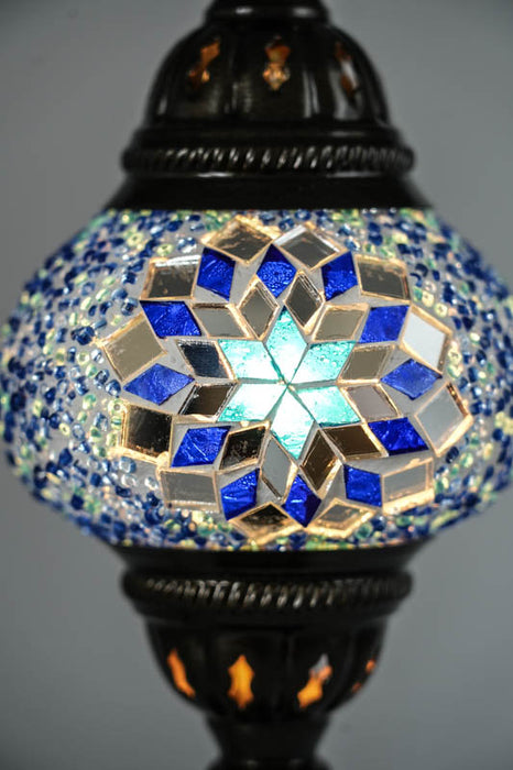 Lampe mosaïque bleue 22 x 22 x 44 cm