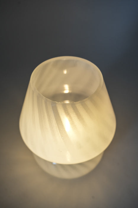 Lampe weiss klein 12x12x15cm