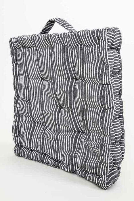 Set of 2 Cachet Hit seat cushions, dark grey/white, 40x40x7 cm
