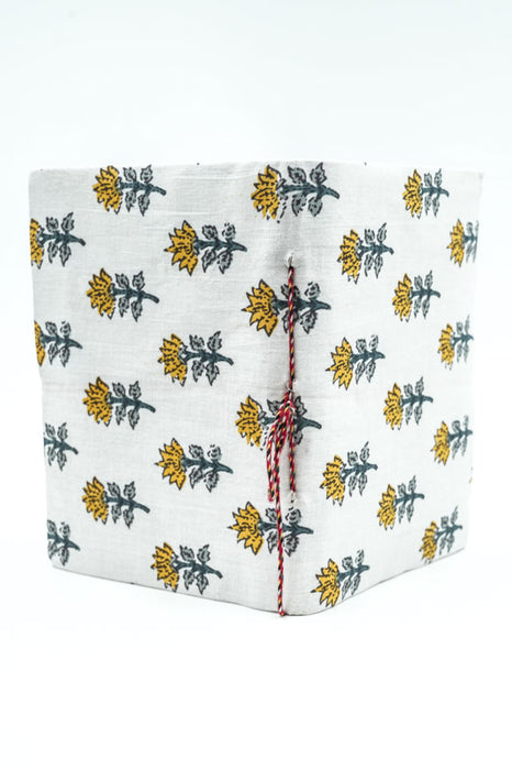 Notizbuch handgemacht mittel Blumen weiss/grün/gelb