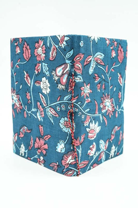 Notizbuch handgemacht mittel Blumen dunkelblau/rot/hellblau