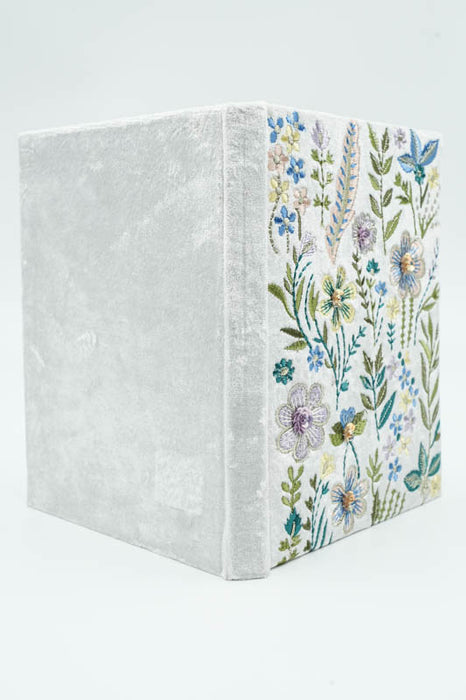Notebook with flowers and leaves, beige/pink/light blue/multicolor, 15x20cm