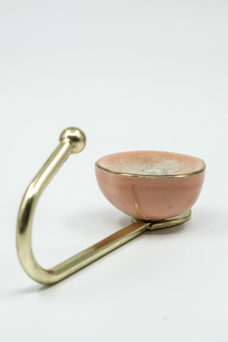 Patère ronde en céramique abricot/doré